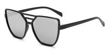 Load image into Gallery viewer, Oeil de Chat Women Sunglasses